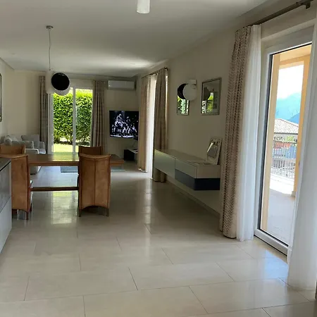 Panoramica Di *