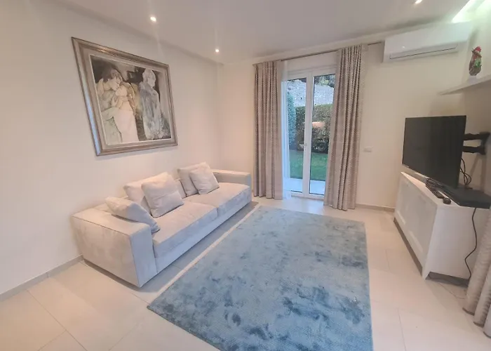 Διαμέρισμα Panoramica Di *